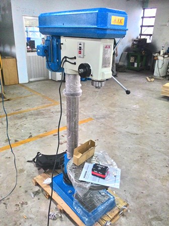 Ống lót trục chính máy khoan